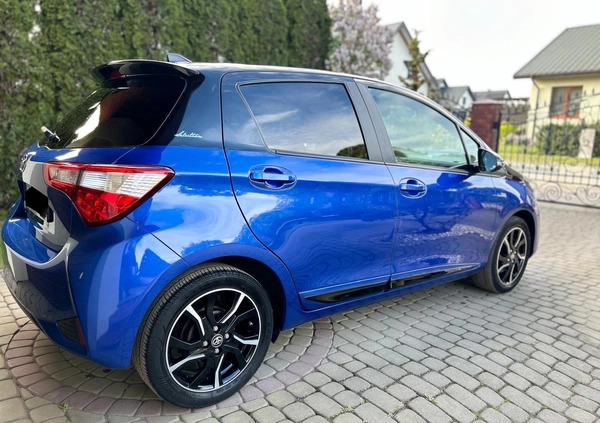 Toyota Yaris cena 58900 przebieg: 39000, rok produkcji 2018 z Sierpc małe 742